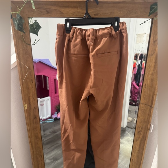 LOFT High Rise Tapered Leg Pants- XSP - Picture 3 of 4